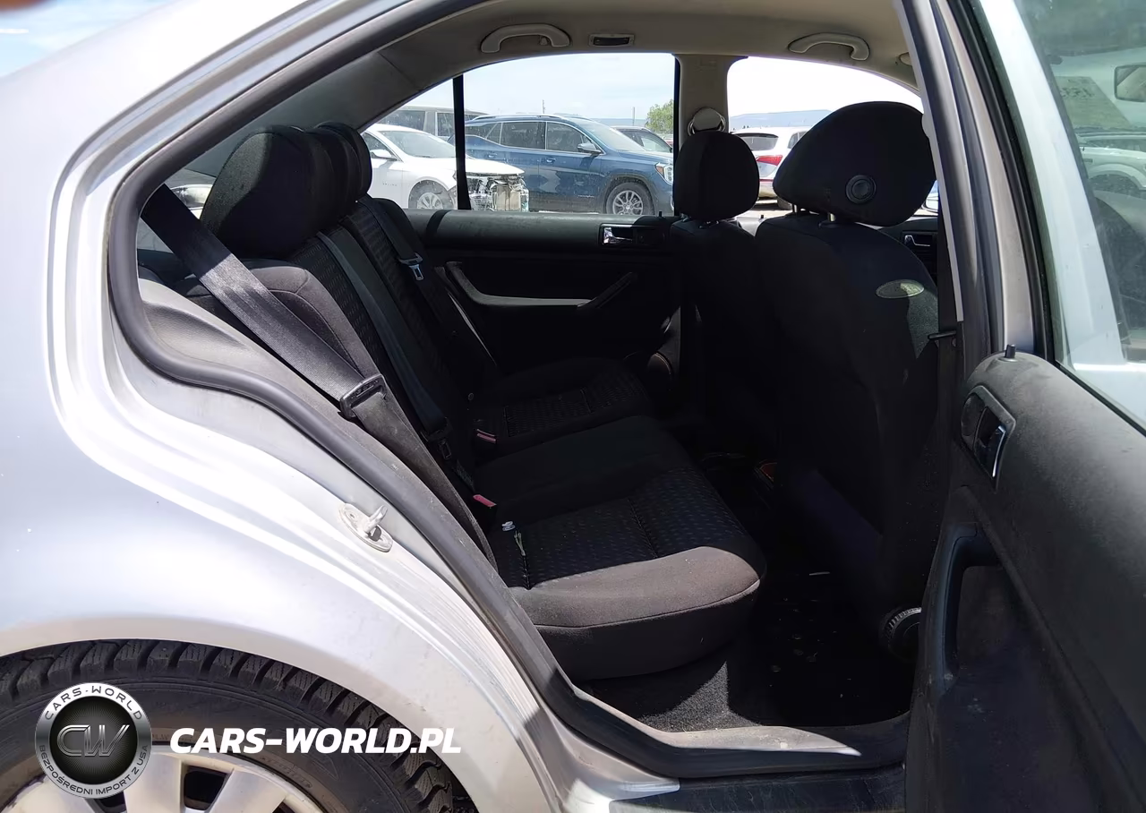 2003 Volkswagen Jetta Gl VIN:3VWRK69M23M072200 - 8