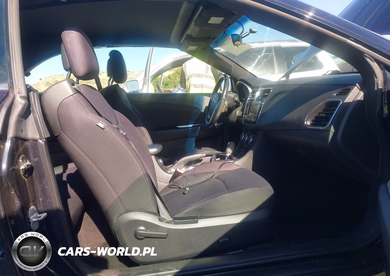 2012 Chrysler 200 Touring VIN:1C3BCBEG6CN256298 - 5