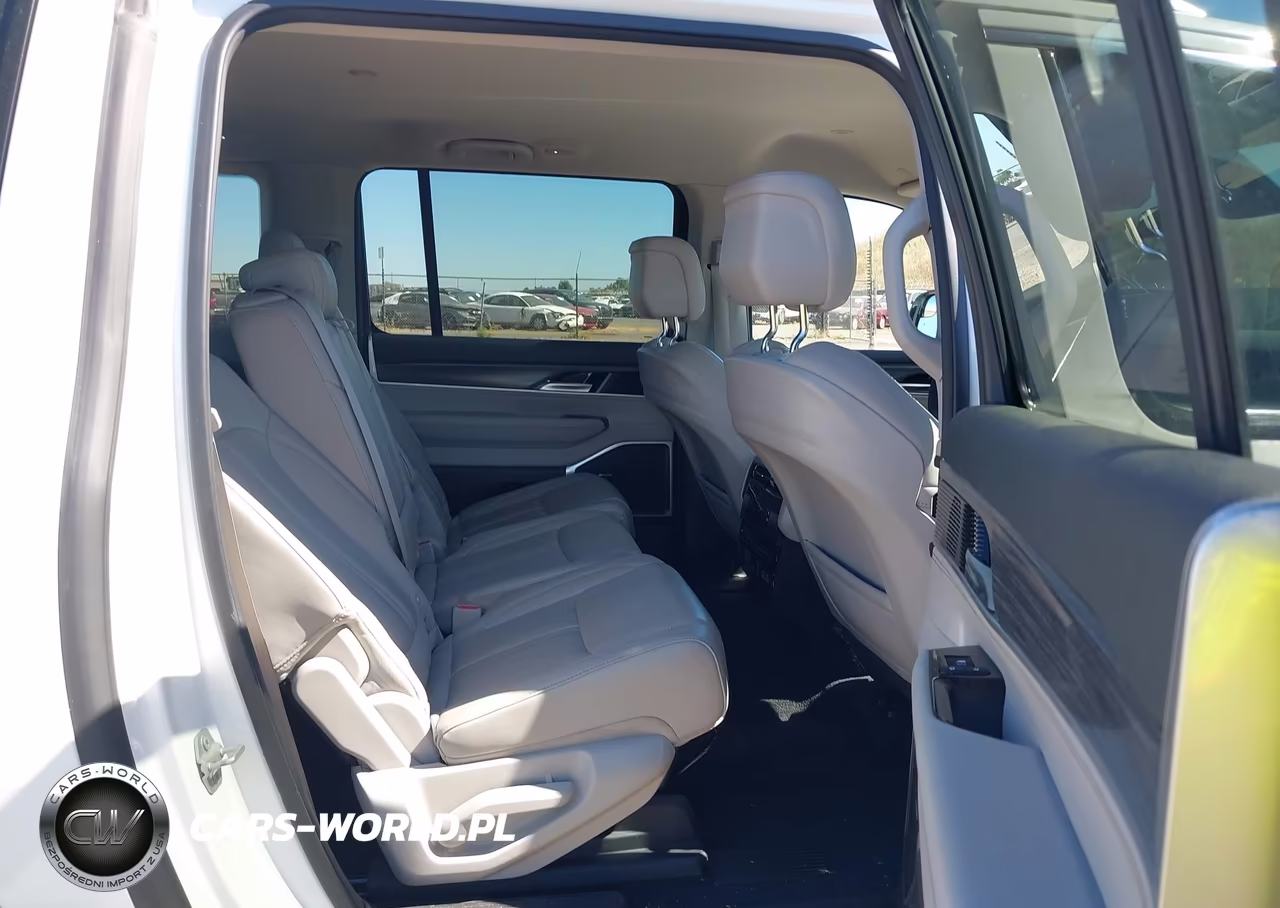 2024 Jeep Wagoneer L Series Ii VIN:1C4SJRBPXRS169478 - 8