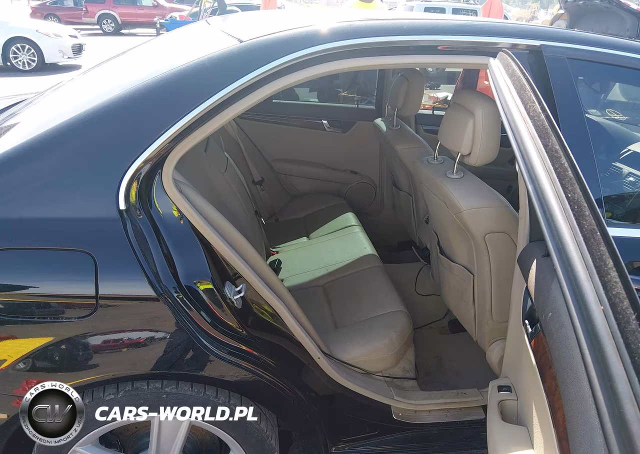 2011 Mercedes-Benz C 300 Luxury 4Matic-Sport 4Matic VIN:WDDGF8BB2BR144020 - 8