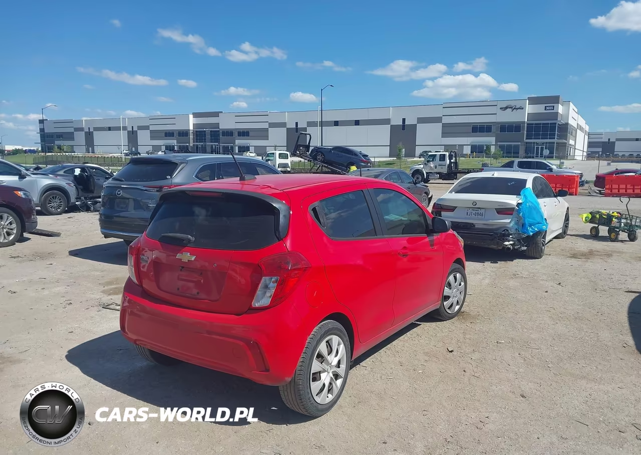 2018 Chevrolet Spark Ls Cvt VIN:KL8CB6SA9JC460900 - 4