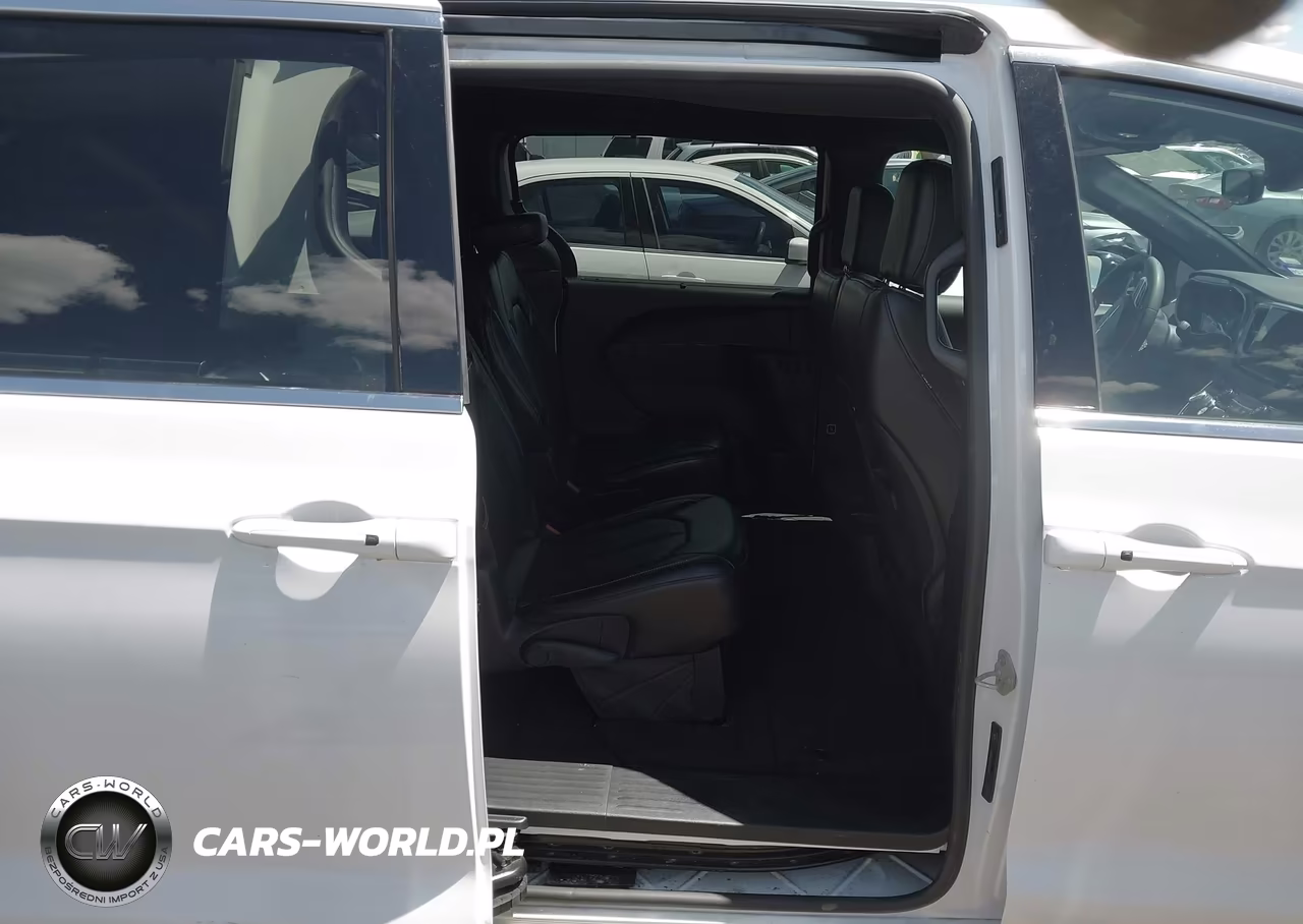 2025 Chrysler Pacifica Select VIN:2C4RC1BG7SR509588 - 8