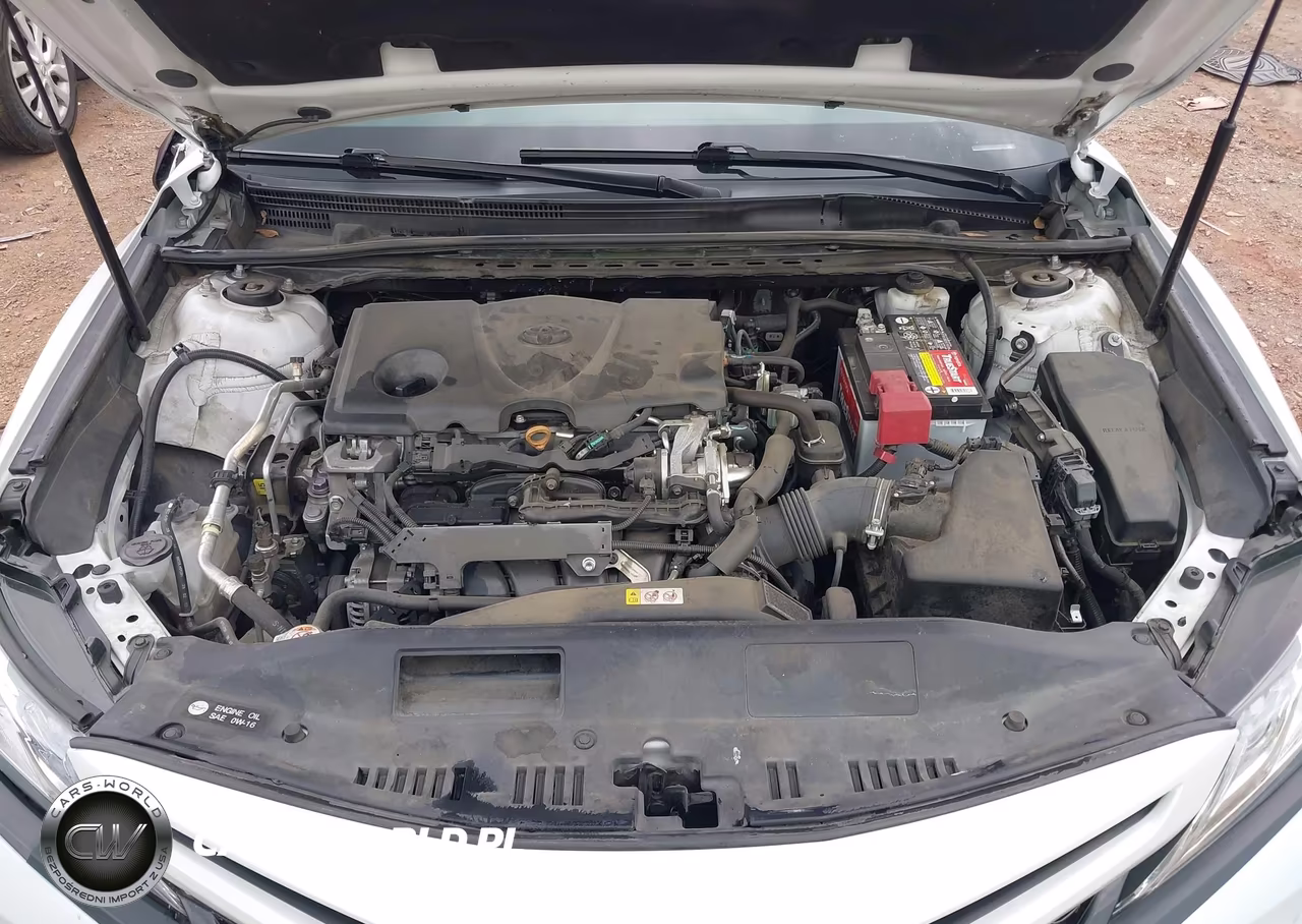 2020 Toyota Camry Xse VIN:4T1K61AK4LU310447 - 10