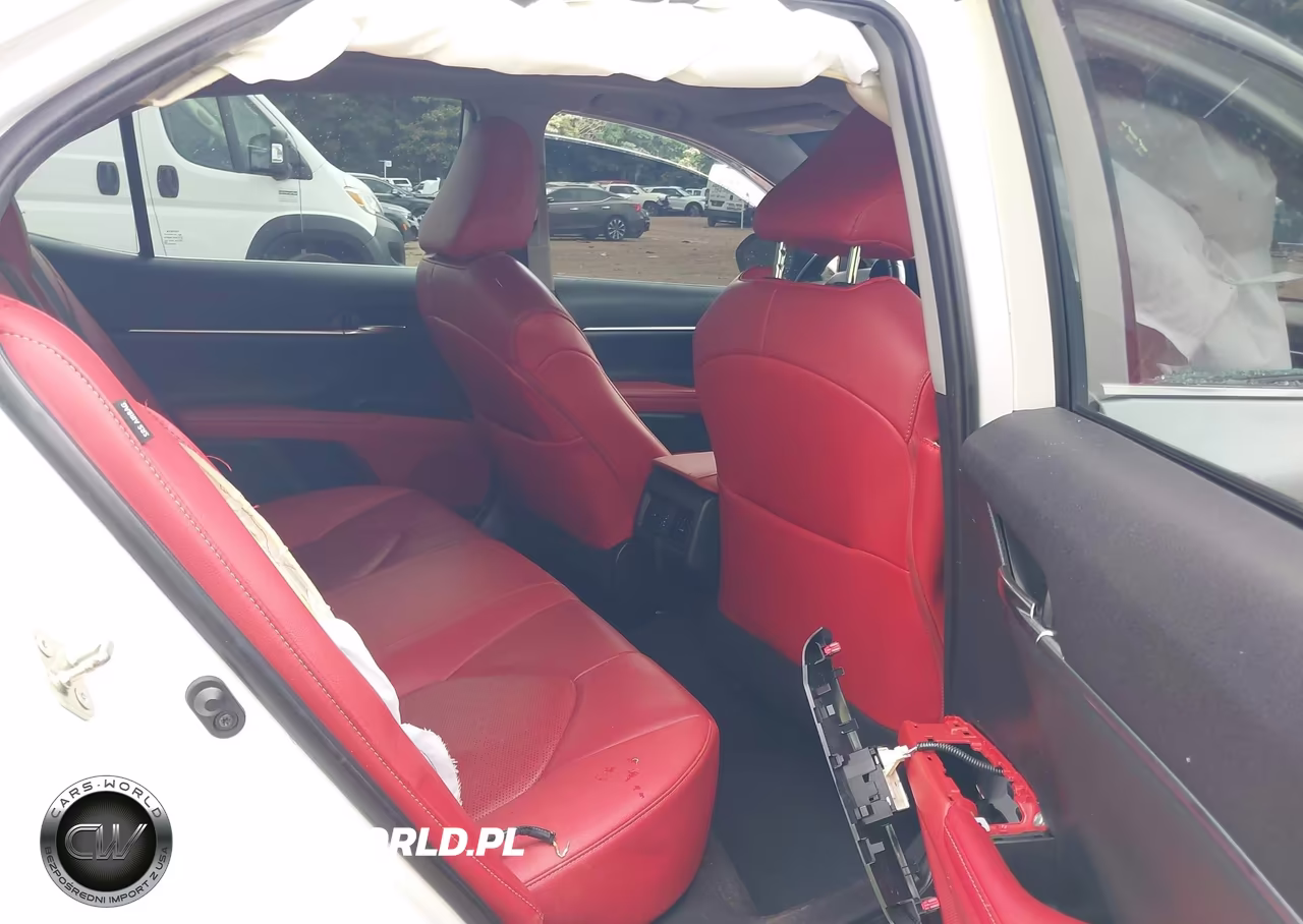 2020 Toyota Camry Xse VIN:4T1K61AK4LU310447 - 8
