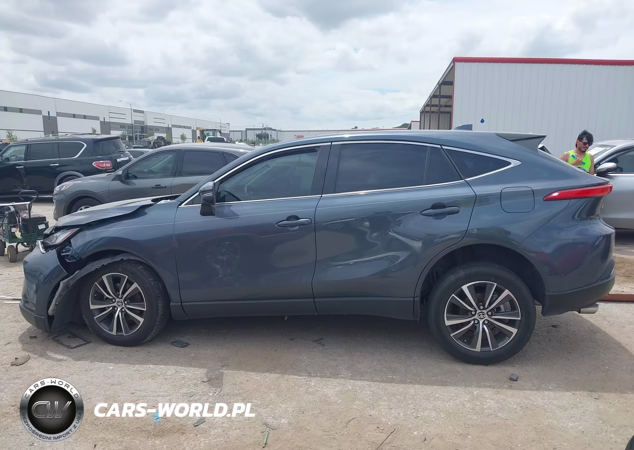 2023 Toyota Venza Le VIN:JTEAAAAH4PJ125837 - 13