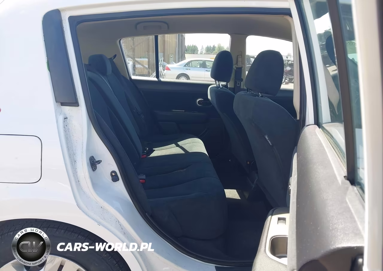 2010 Nissan Versa 1.8S VIN:3N1BC1CPXAL462149 - 8
