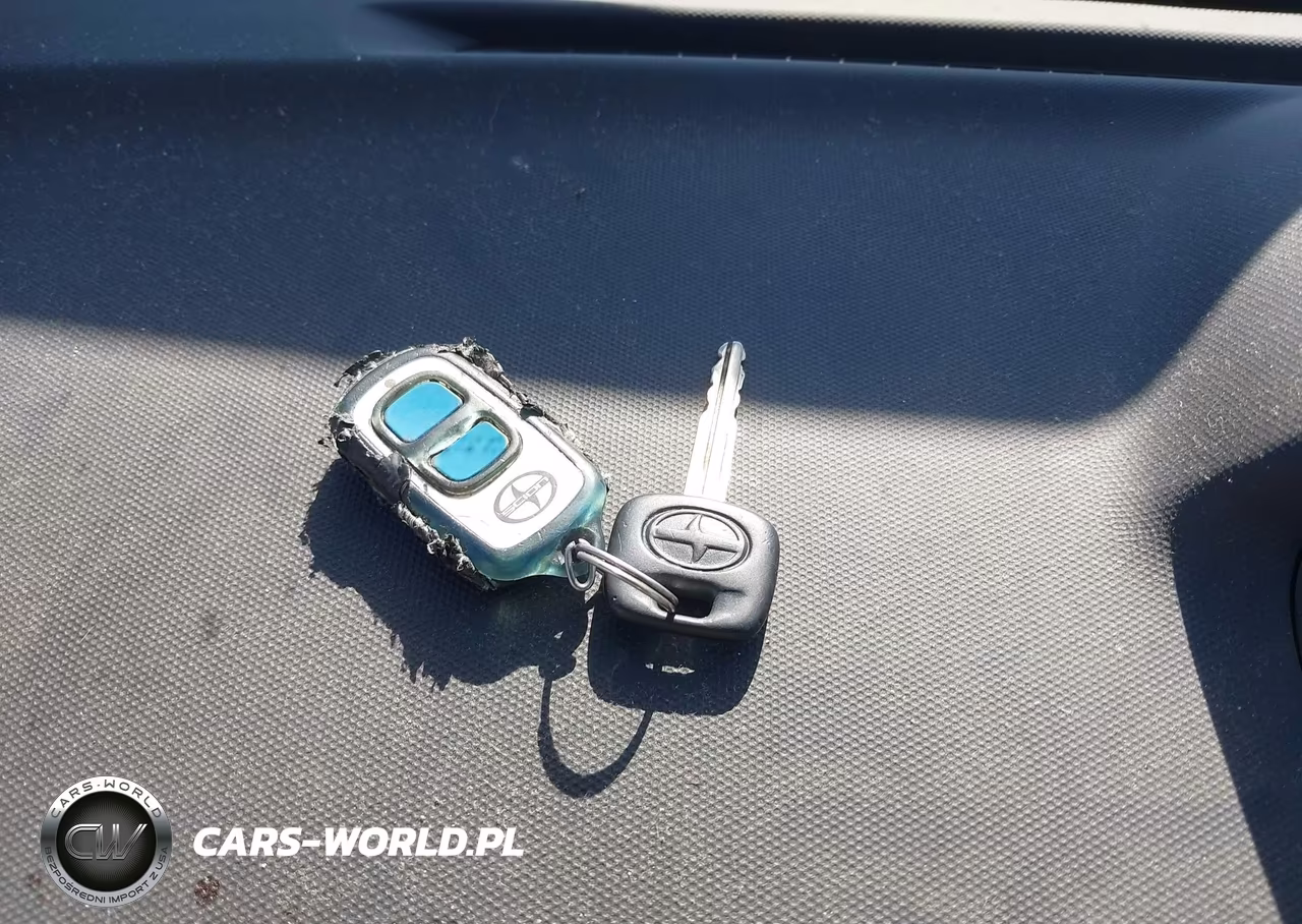 2005 Scion Xa VIN:JTKKT604550122052 - 11