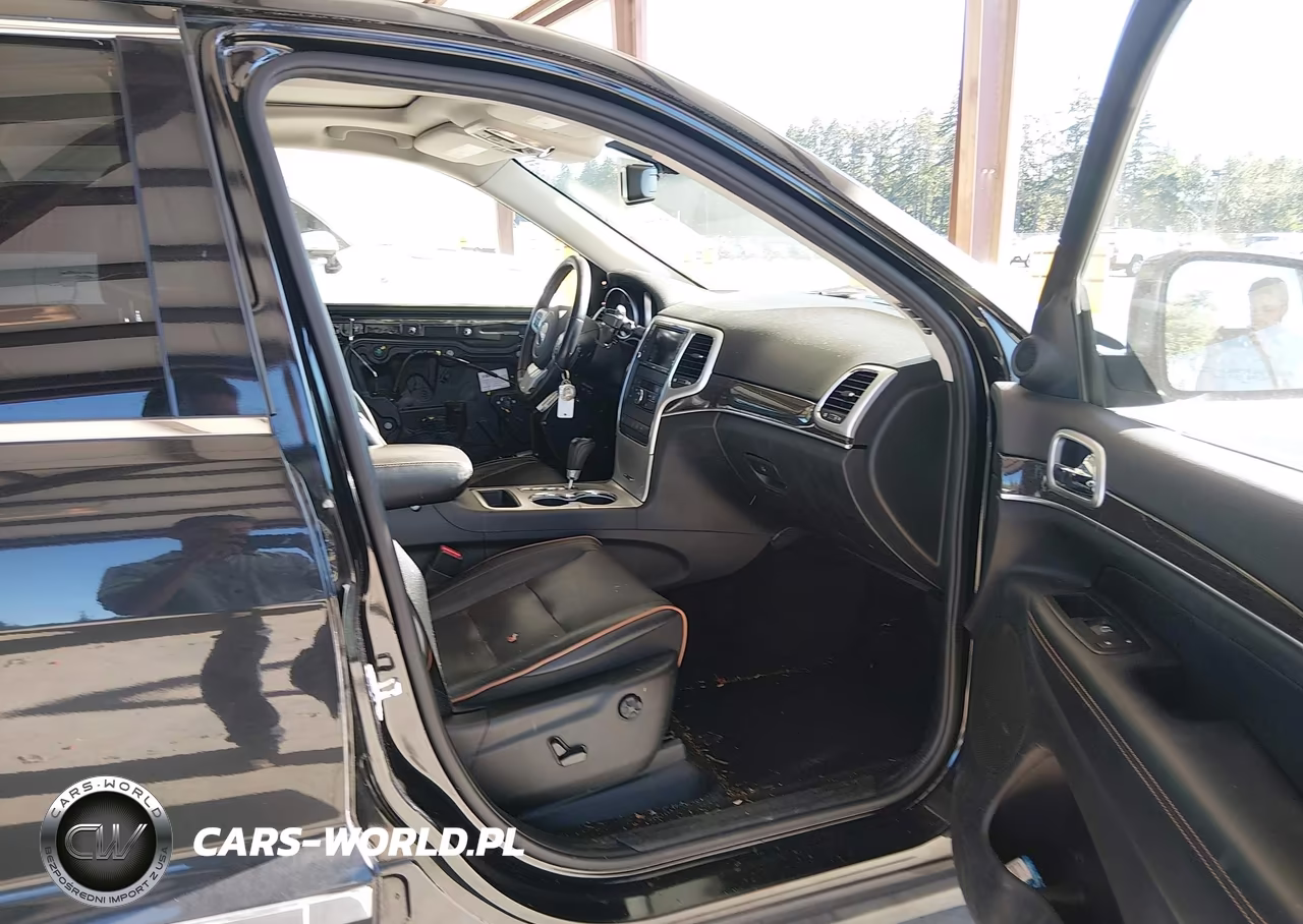 2011 Jeep Grand Cherokee Laredo VIN:1J4RR4GG5BC676222 - 5