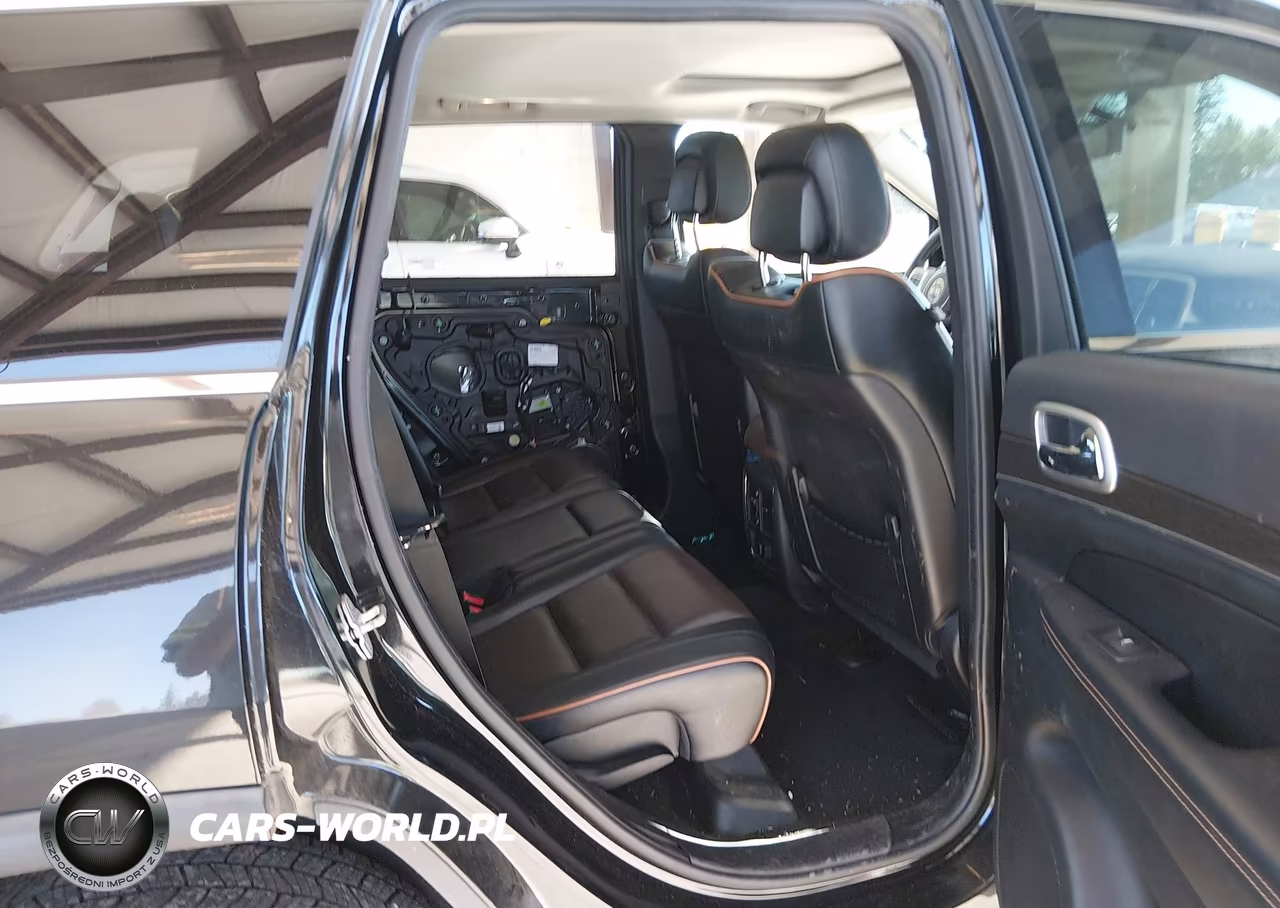 2011 Jeep Grand Cherokee Laredo VIN:1J4RR4GG5BC676222 - 8