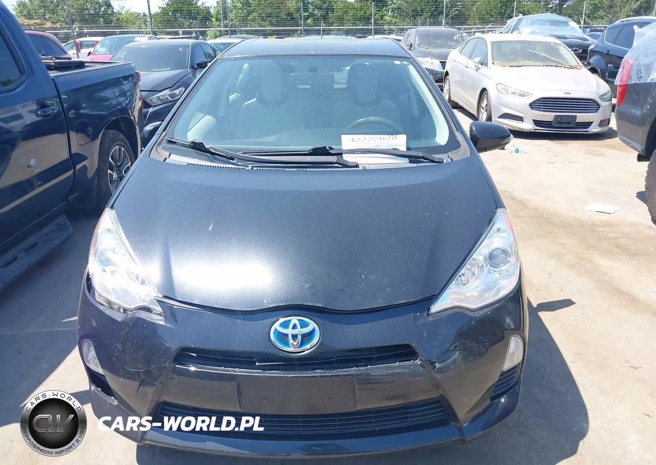 2013 Toyota Prius C One VIN:JTDKDTB31D1042358 - 12