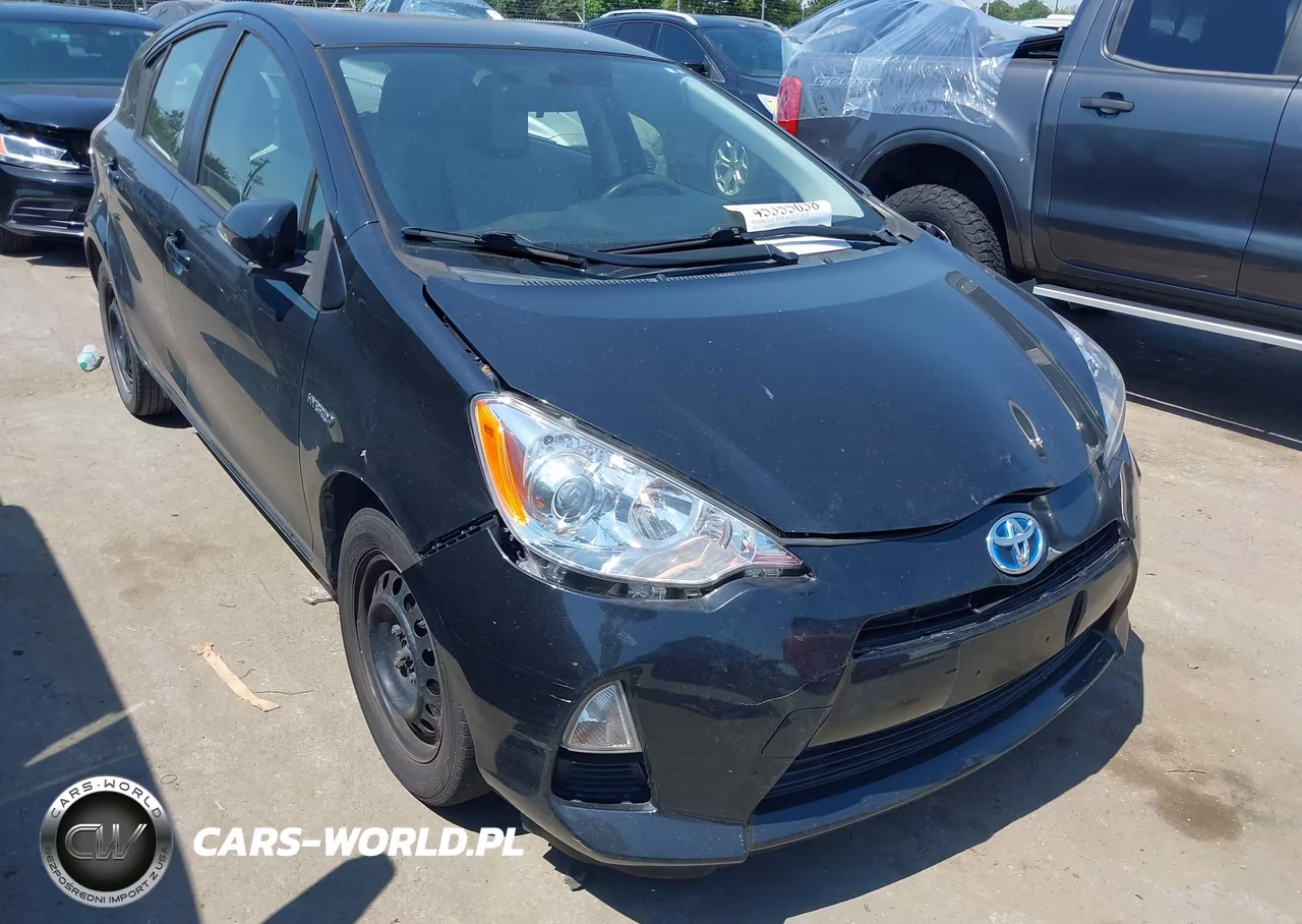 2013 Toyota Prius C One VIN:JTDKDTB31D1042358 - 6