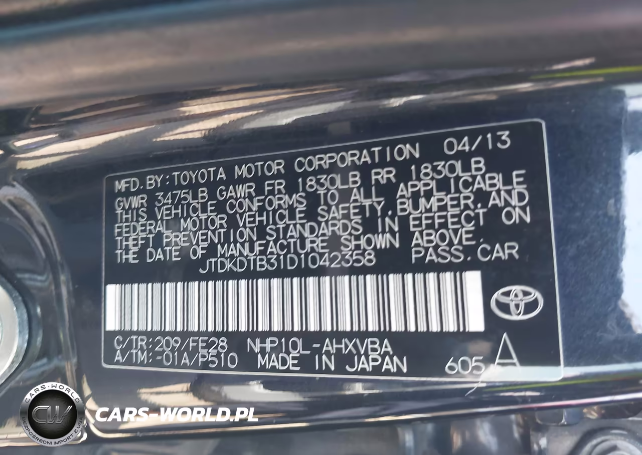 2013 Toyota Prius C One VIN:JTDKDTB31D1042358 - 9