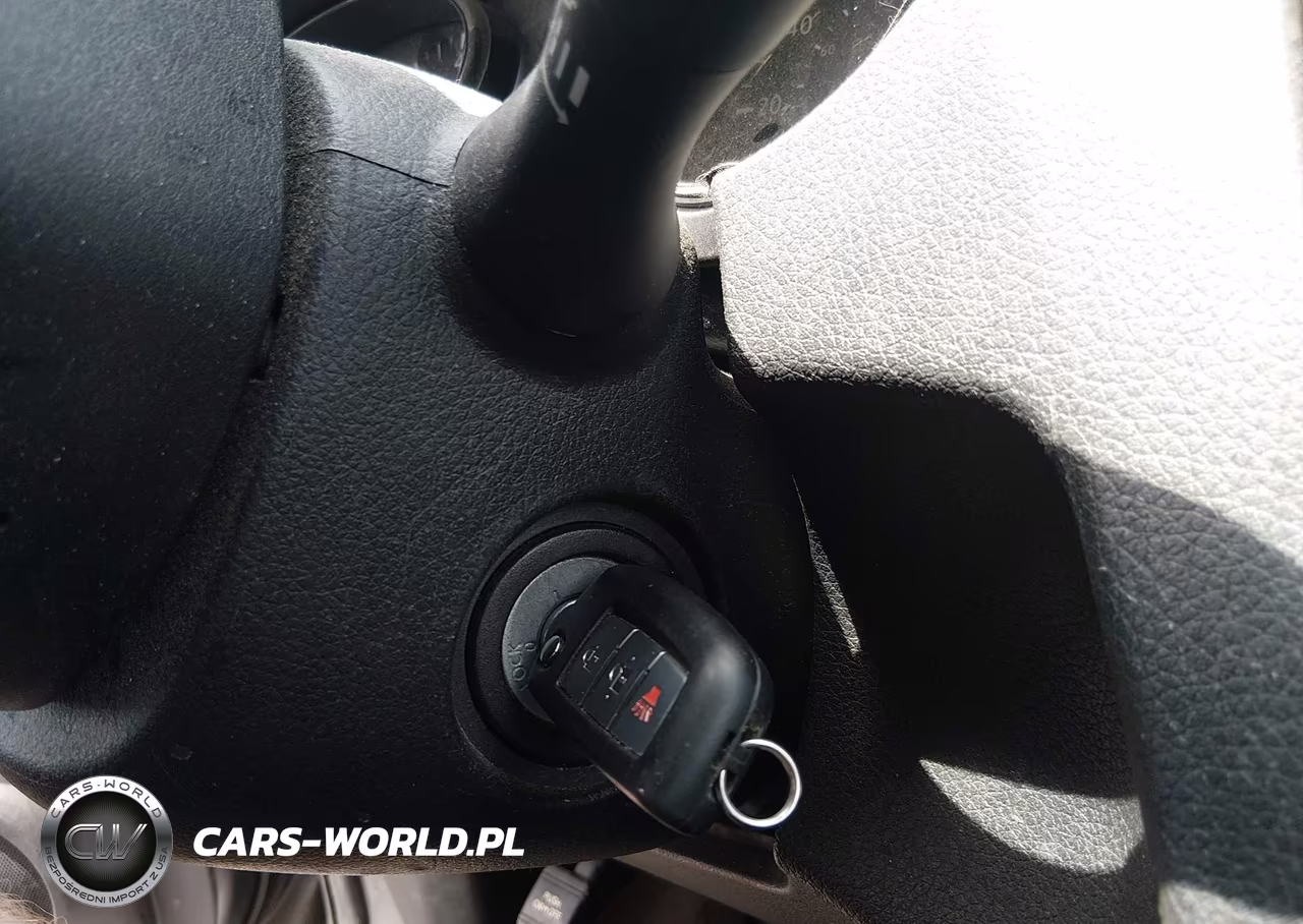 2019 Nissan Rogue Sport S VIN:JN1BJ1CR3KW622729 - 11
