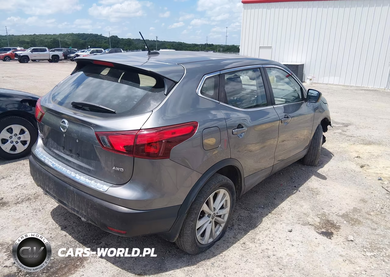 2019 Nissan Rogue Sport S VIN:JN1BJ1CR3KW622729 - 4