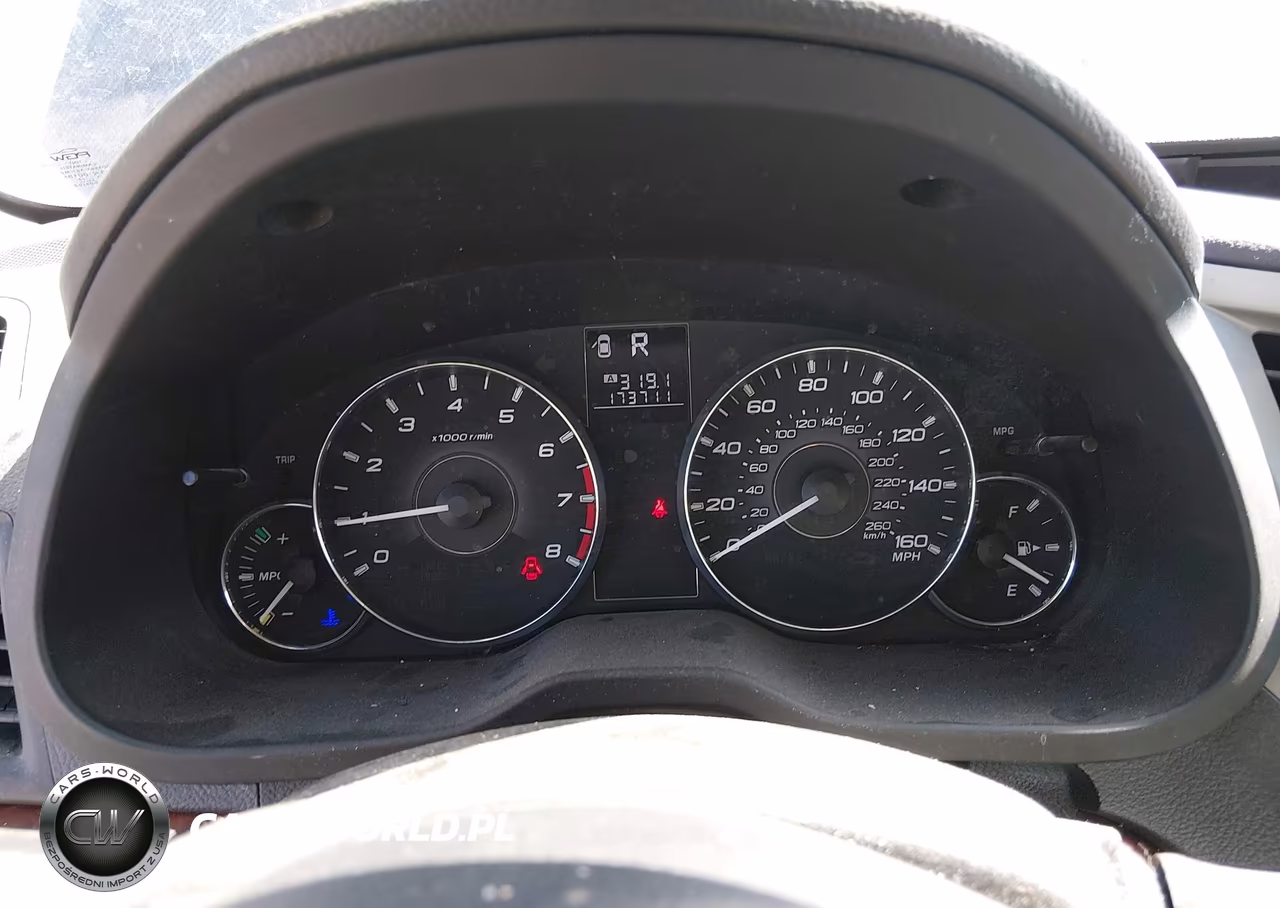 2011 Subaru Outback 3.6R Limited VIN:4S4BRDJC8B2346802 - 7