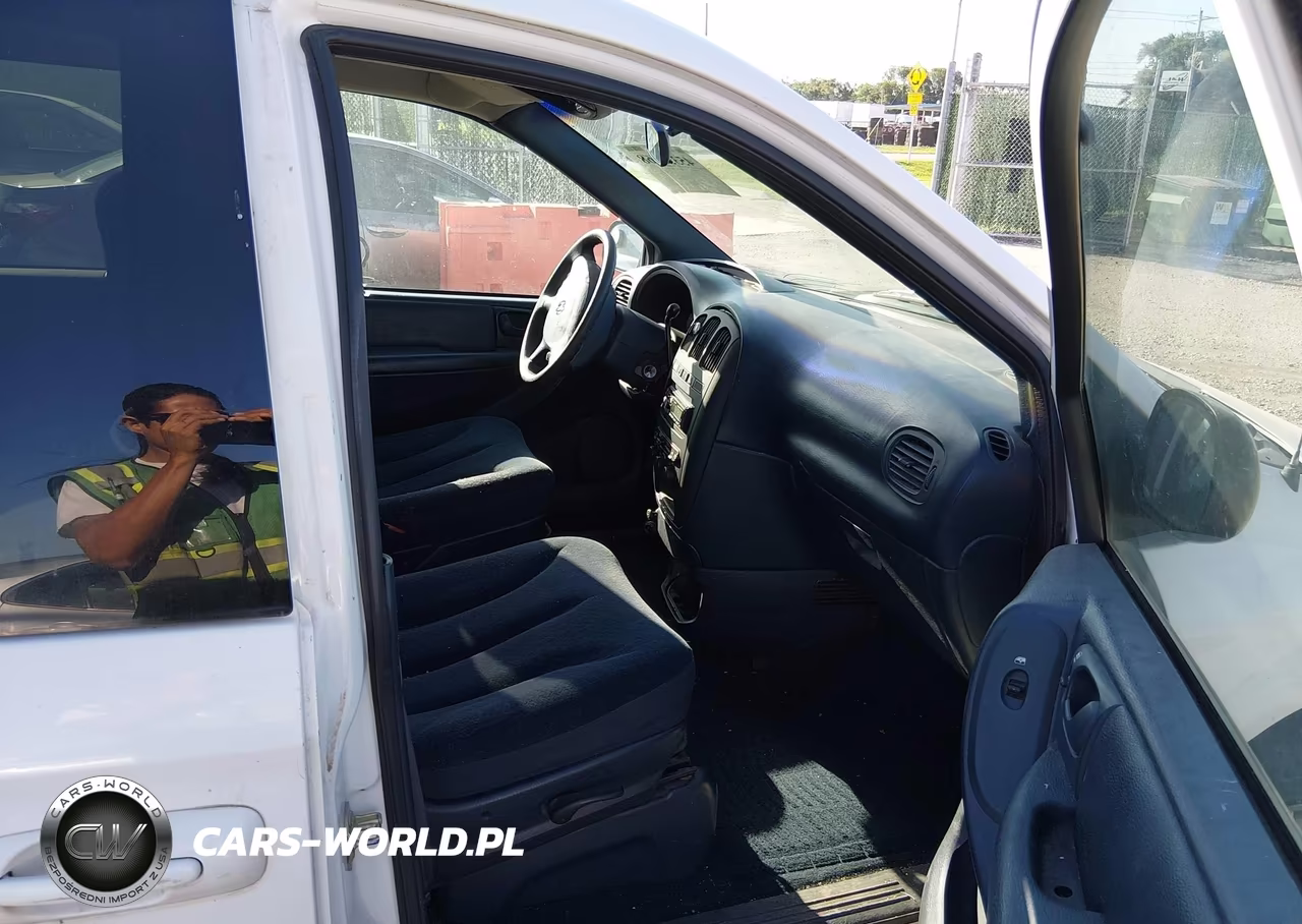 2002 Dodge Grand Caravan Sport VIN:2B4GP44332R742033 - 5