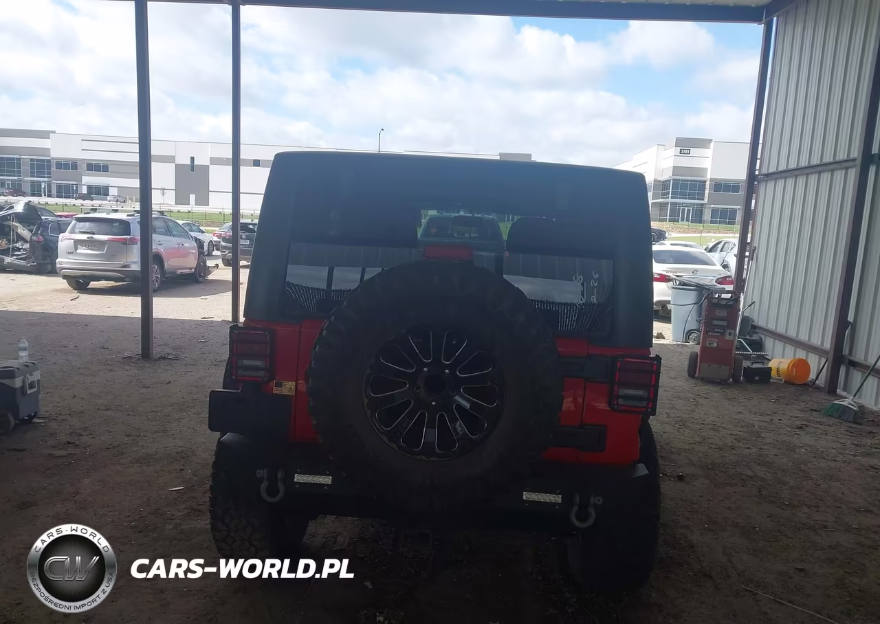 2016 Jeep Wrangler Unlimited Sport VIN:1C4HJWDG9GL278382 - 15