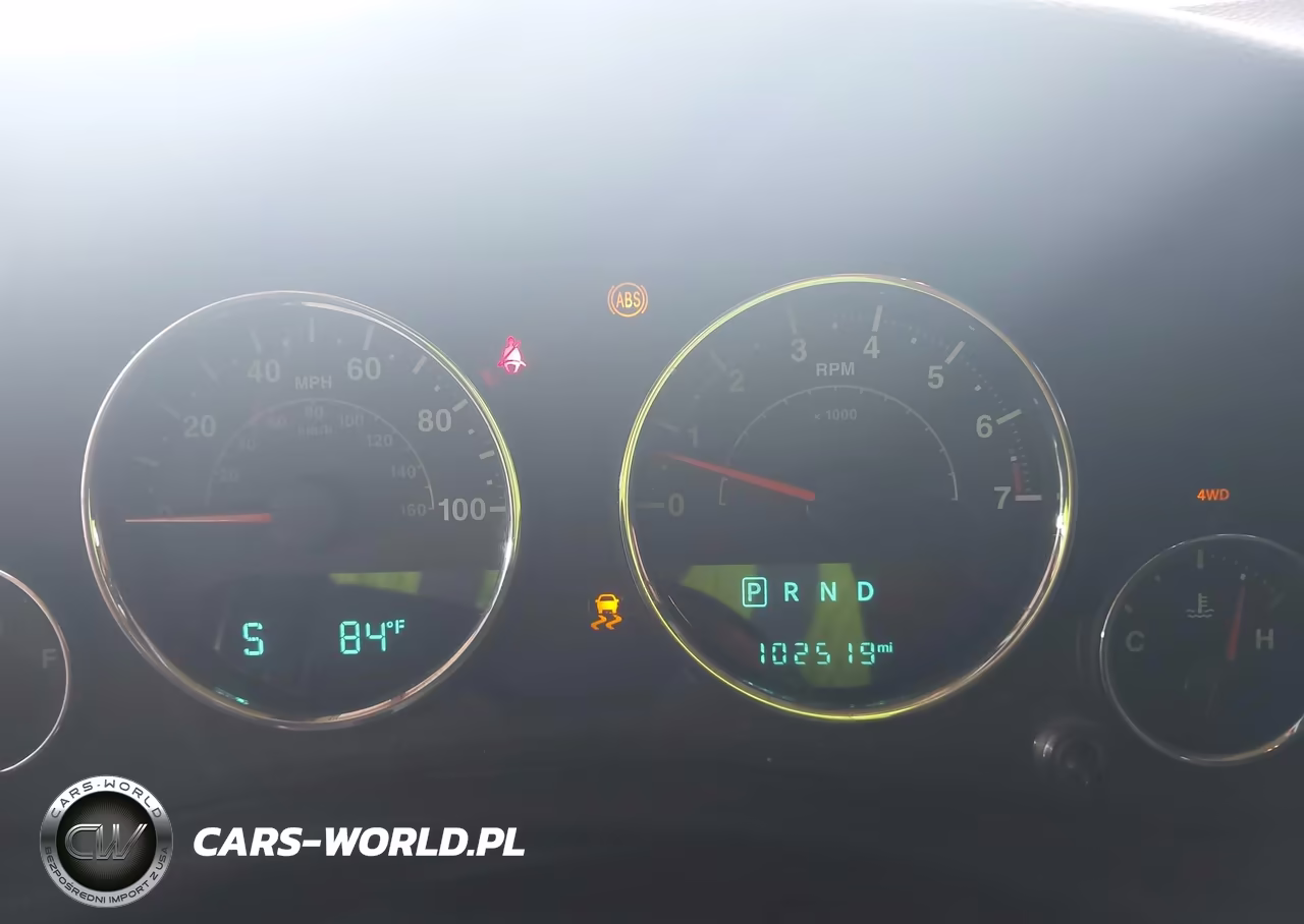 2016 Jeep Wrangler Unlimited Sport VIN:1C4HJWDG9GL278382 - 7