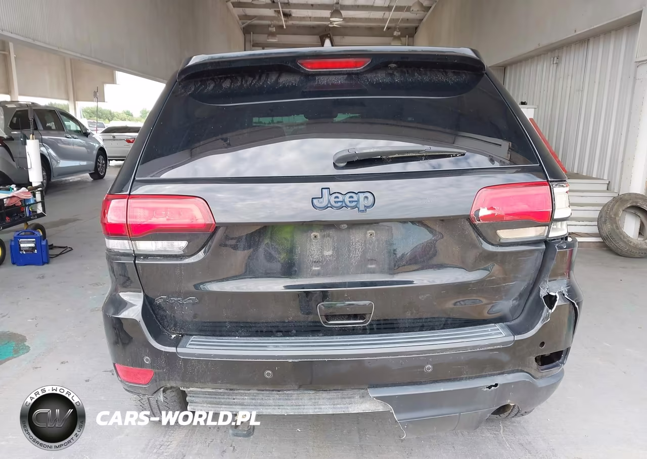 2018 Jeep Grand Cherokee Upland 4X4 VIN:1C4RJFAG9JC476766 - 15