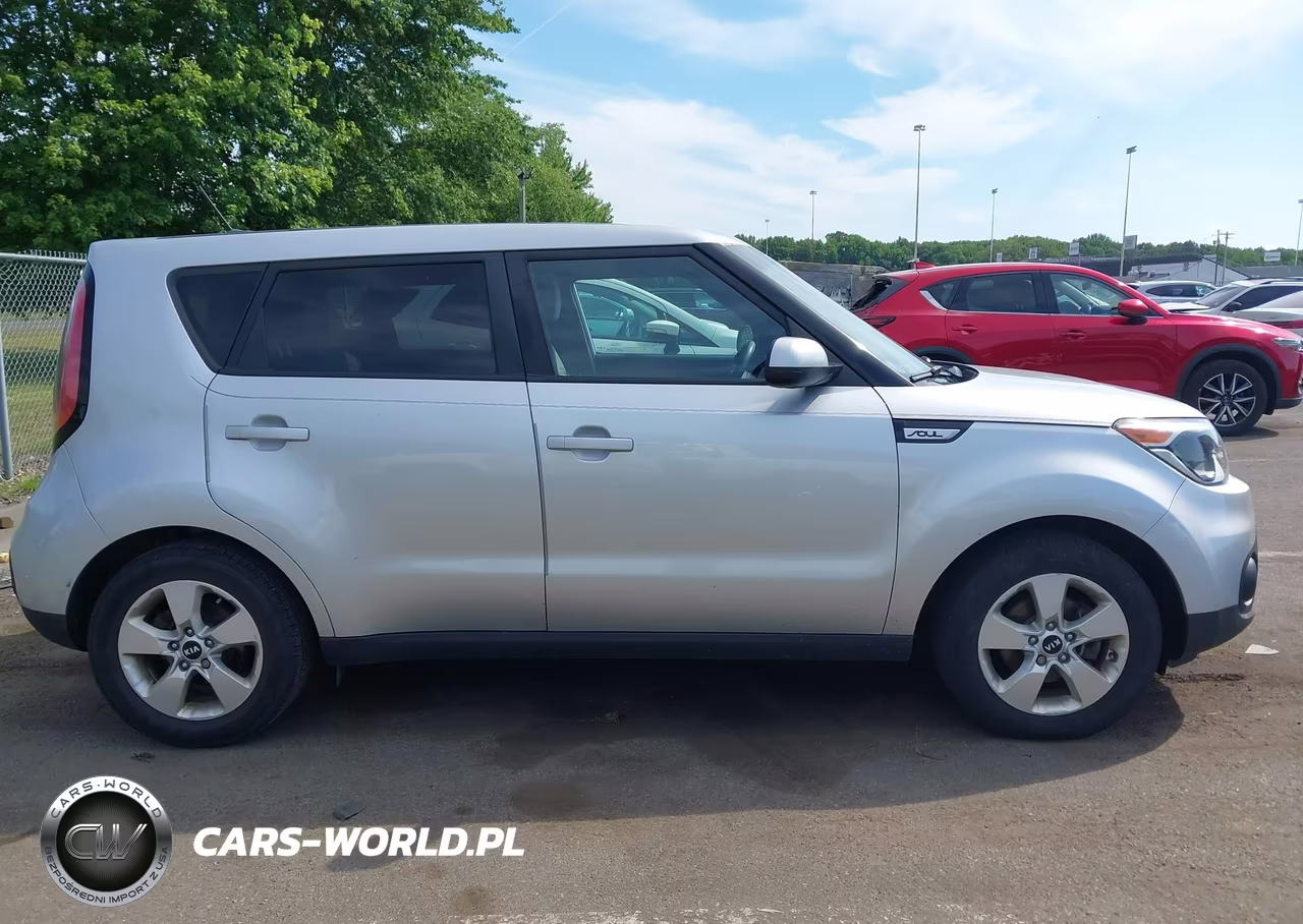 2019 Kia Soul VIN:KNDJN2A21K7699375 - 13