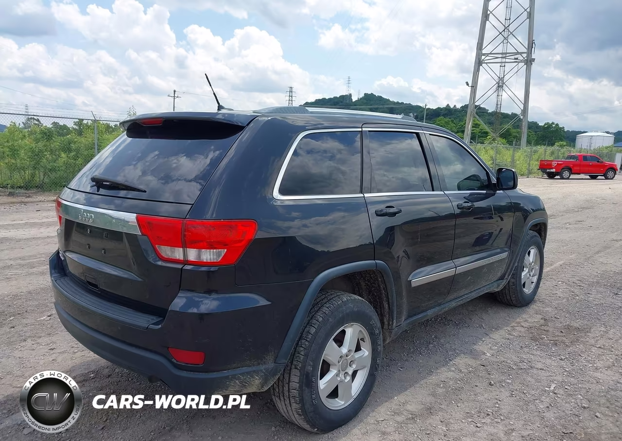 2012 Jeep Grand Cherokee Laredo VIN:1C4RJFAG3CC255943 - 4