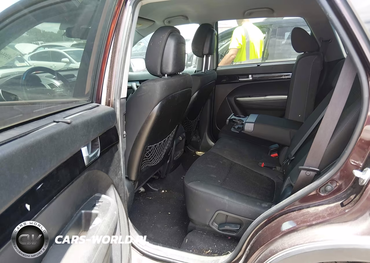 2014 Kia Sorento Lx VIN:5XYKT4A60EG511400 - 8