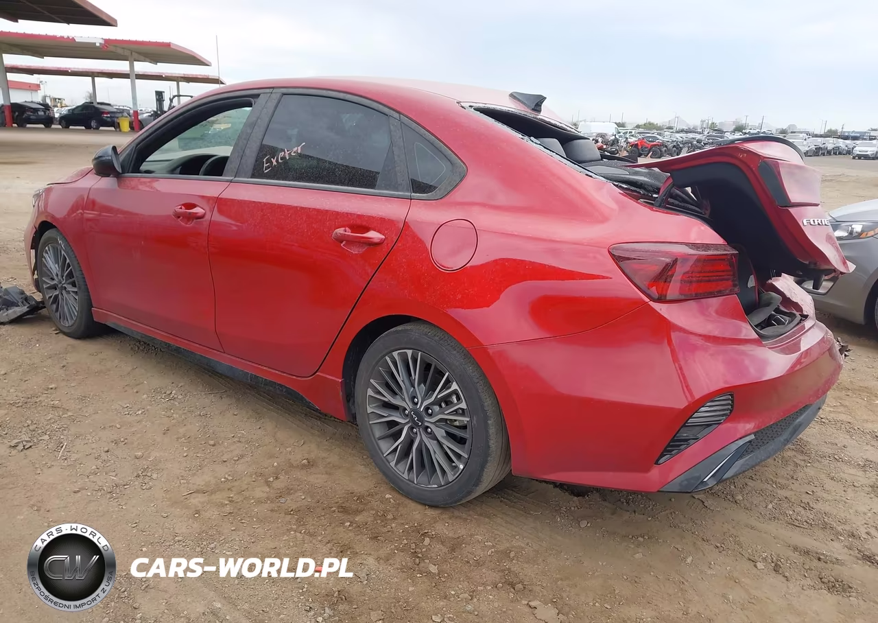 2024 Kia Forte Gt-Line VIN:3KPF54AD2RE824140 - 3