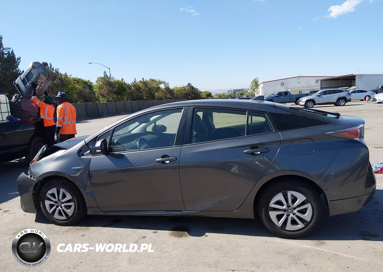 2017 Toyota Prius Four VIN:JTDKARFU0H3042814 - 14