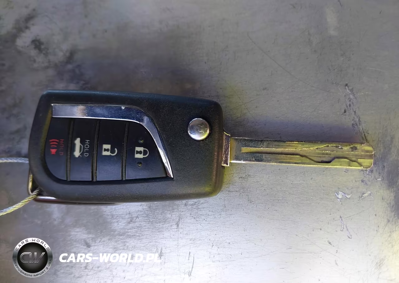 2020 Toyota Camry Le VIN:4T1C11AK5LU335554 - 11