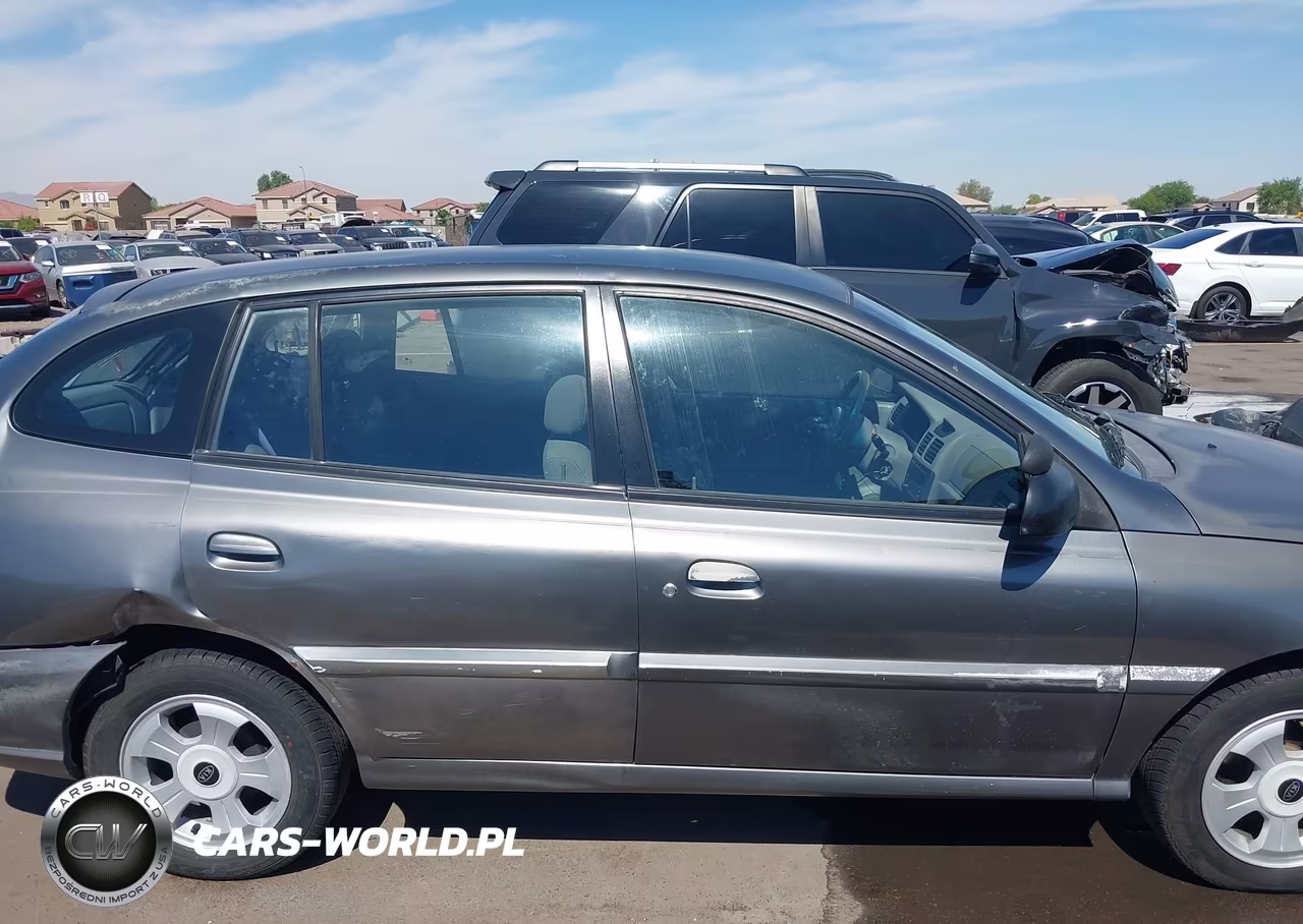 2004 Kia Rio Cinco VIN:KNADC165746211343 - 13