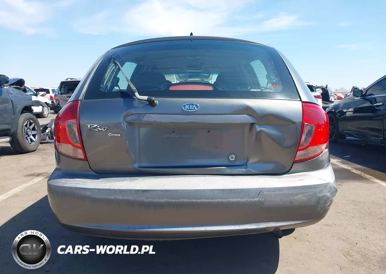 2004 Kia Rio Cinco VIN:KNADC165746211343 - 16