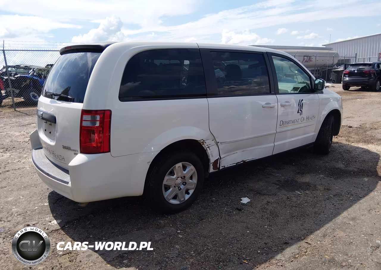 2010 Dodge Grand Caravan Se VIN:2D4RN4DE0AR390369 - 4