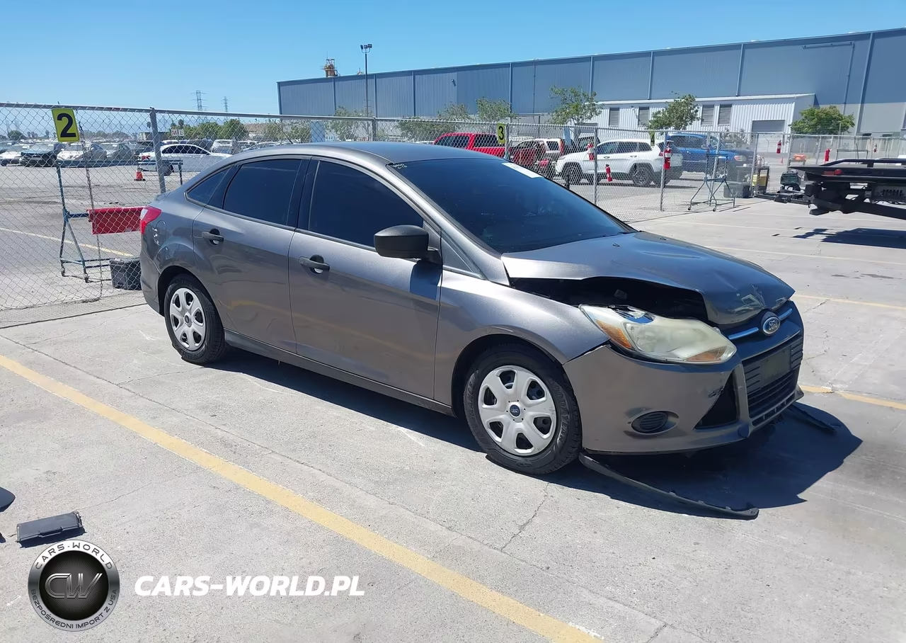 2013 Ford Focus S – zdjęcie 1 z 17