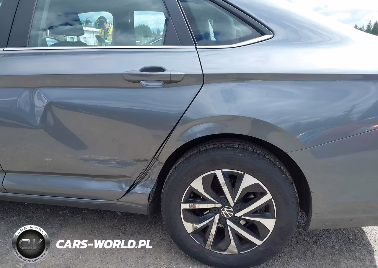 2024 Volkswagen Jetta 1.5T S VIN:3VW5M7BU6RM071925 - 6