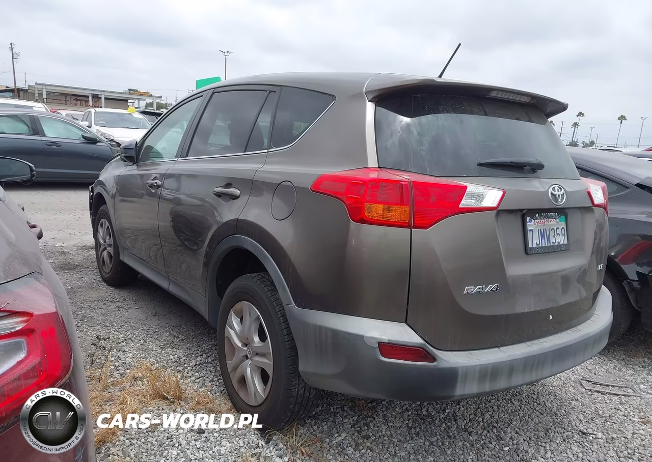 2015 Toyota Rav4 Le VIN:2T3ZFREV4FW156870 - 3
