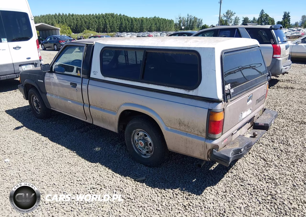 1988 Mazda B2200 Short Bed VIN:JM2UF1130J0330555 - 3