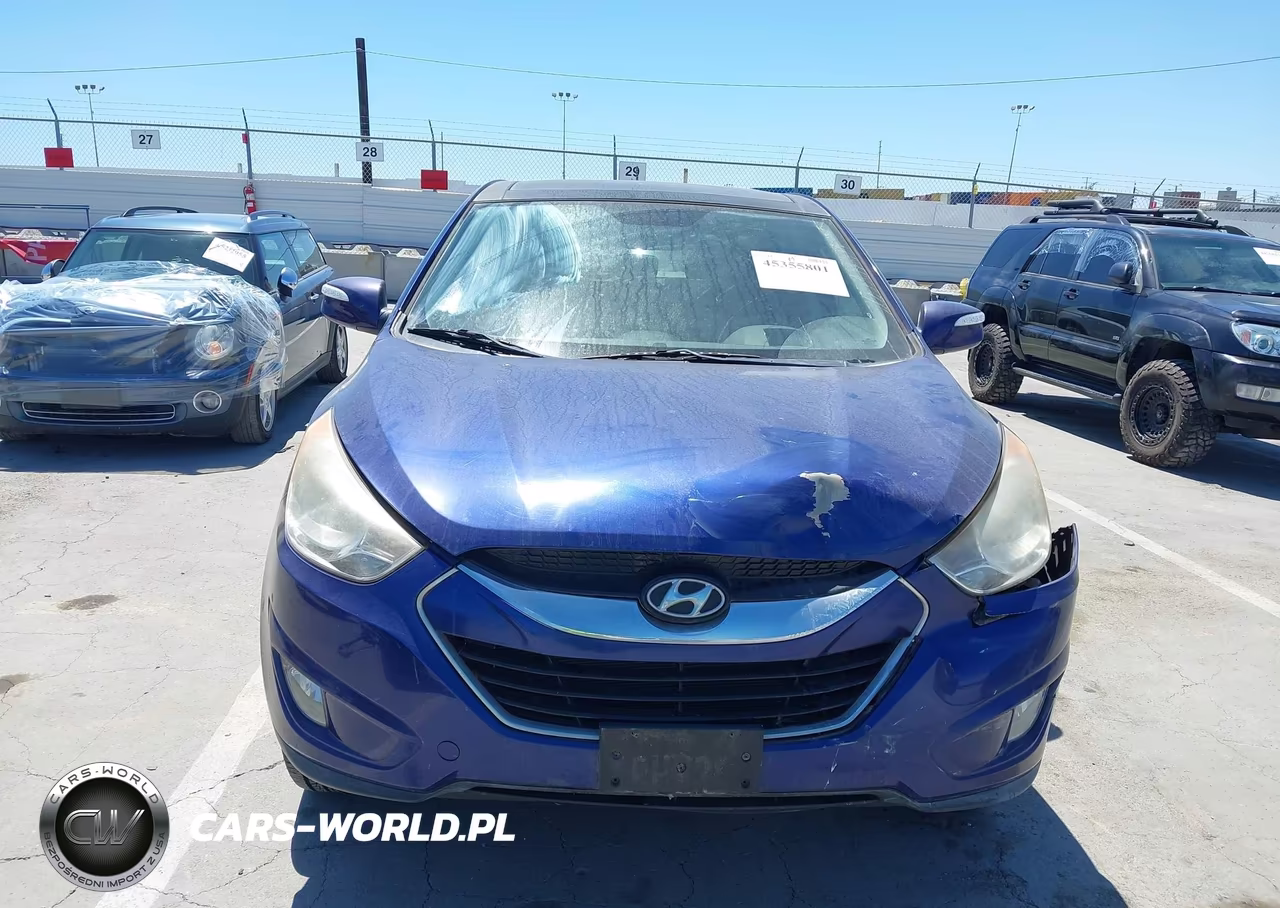2011 Hyundai Tucson Limited VIN:KM8JUCACXBU141426 - 12