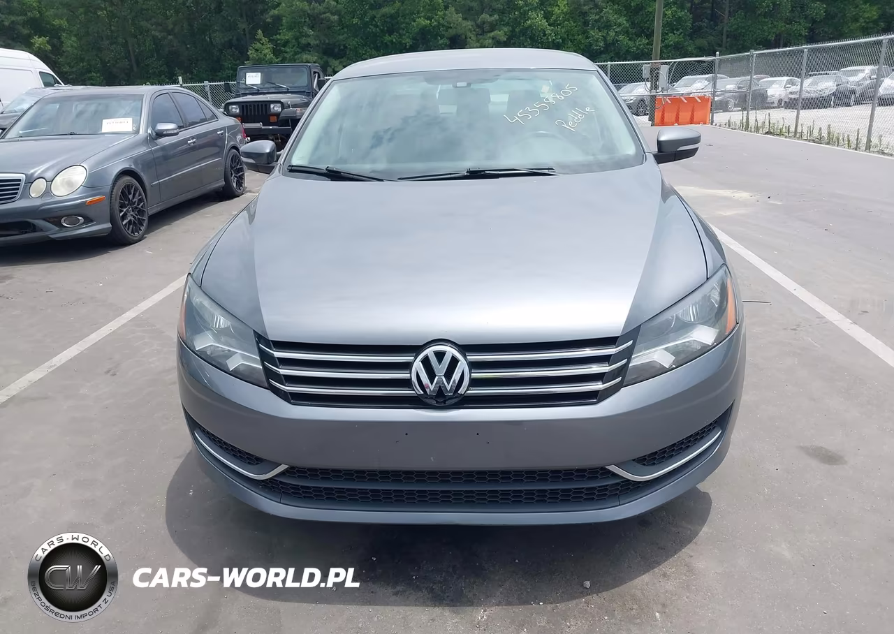 2015 Volkswagen Passat 1.8T Wolfsburg Edition VIN:1VWAT7A38FC026363 - 6