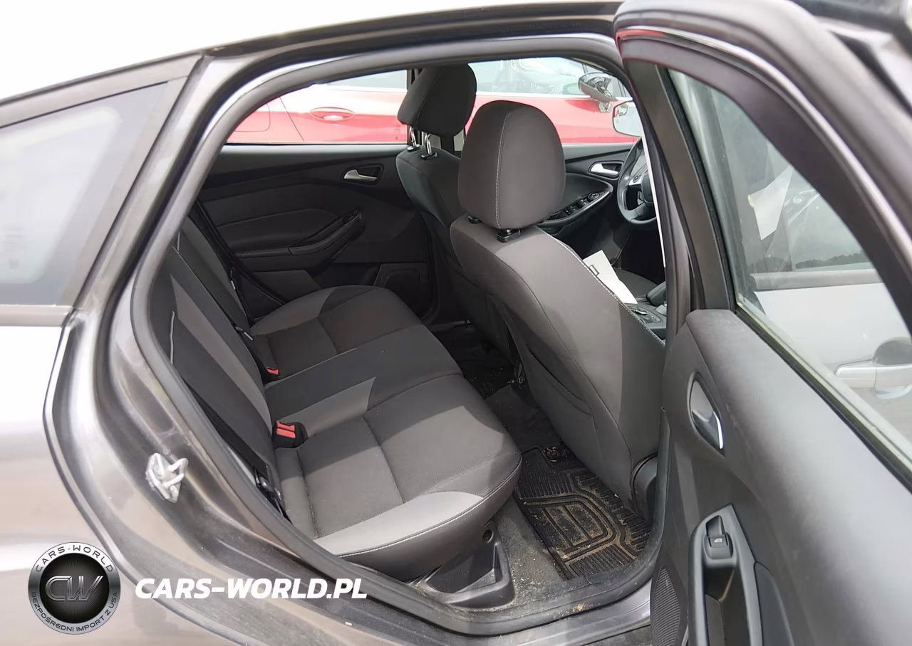 2014 Ford Focus Se VIN:1FADP3K21EL304947 - 8