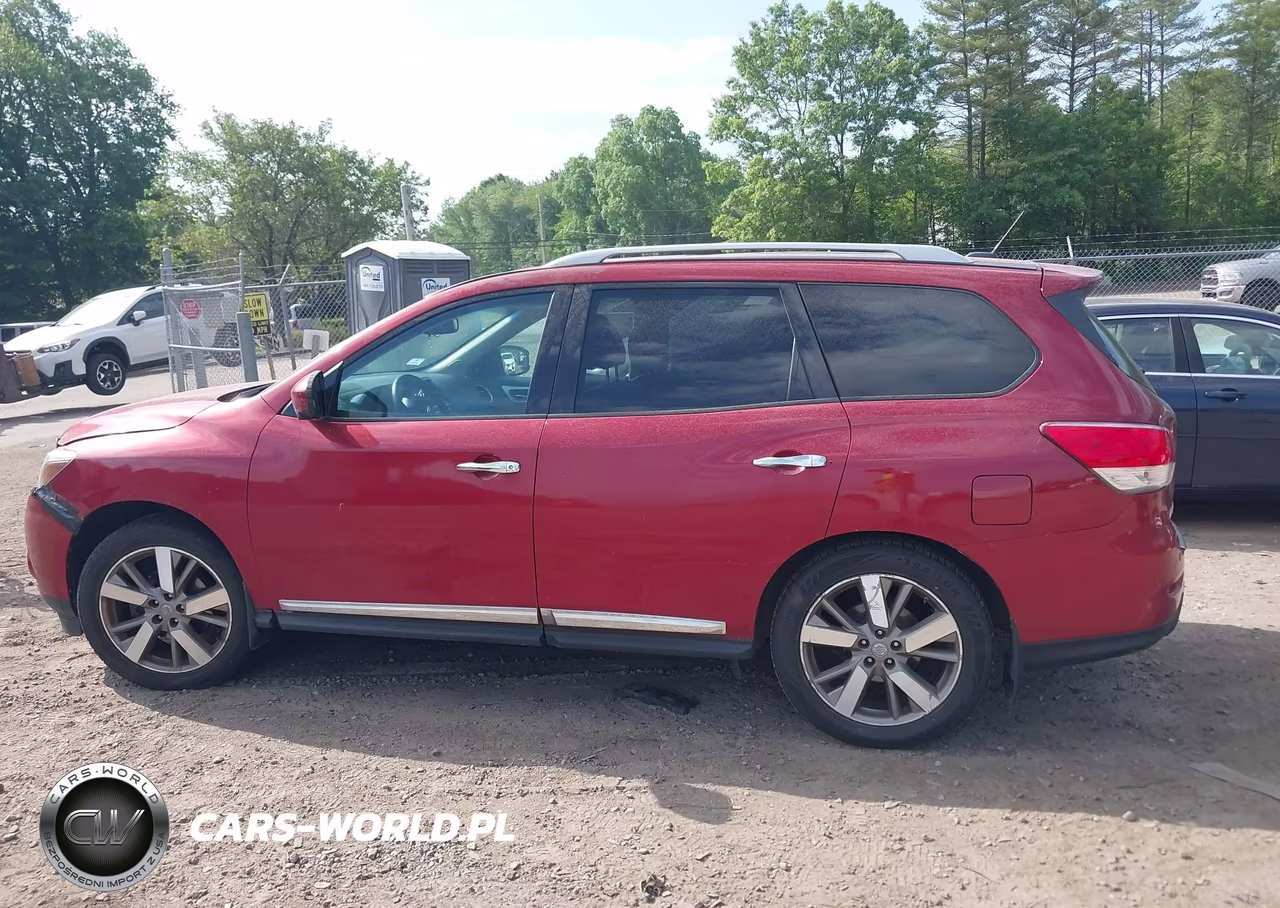 2015 Nissan Pathfinder Platinum VIN:5N1AR2MMXFC600451 - 14