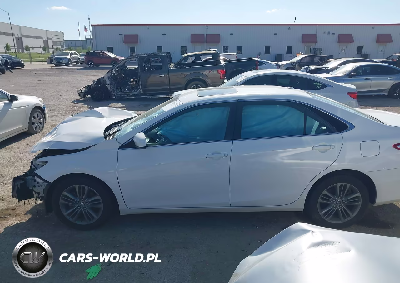 2017 Toyota Camry Se VIN:4T1BF1FK2HU341261 - 14