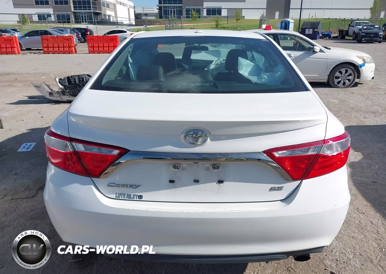 2017 Toyota Camry Se VIN:4T1BF1FK2HU341261 - 16