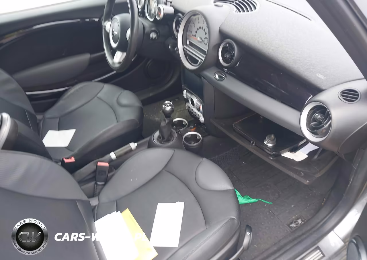 2008 Mini Cooper S VIN:WMWMF73508TT91870 - 5