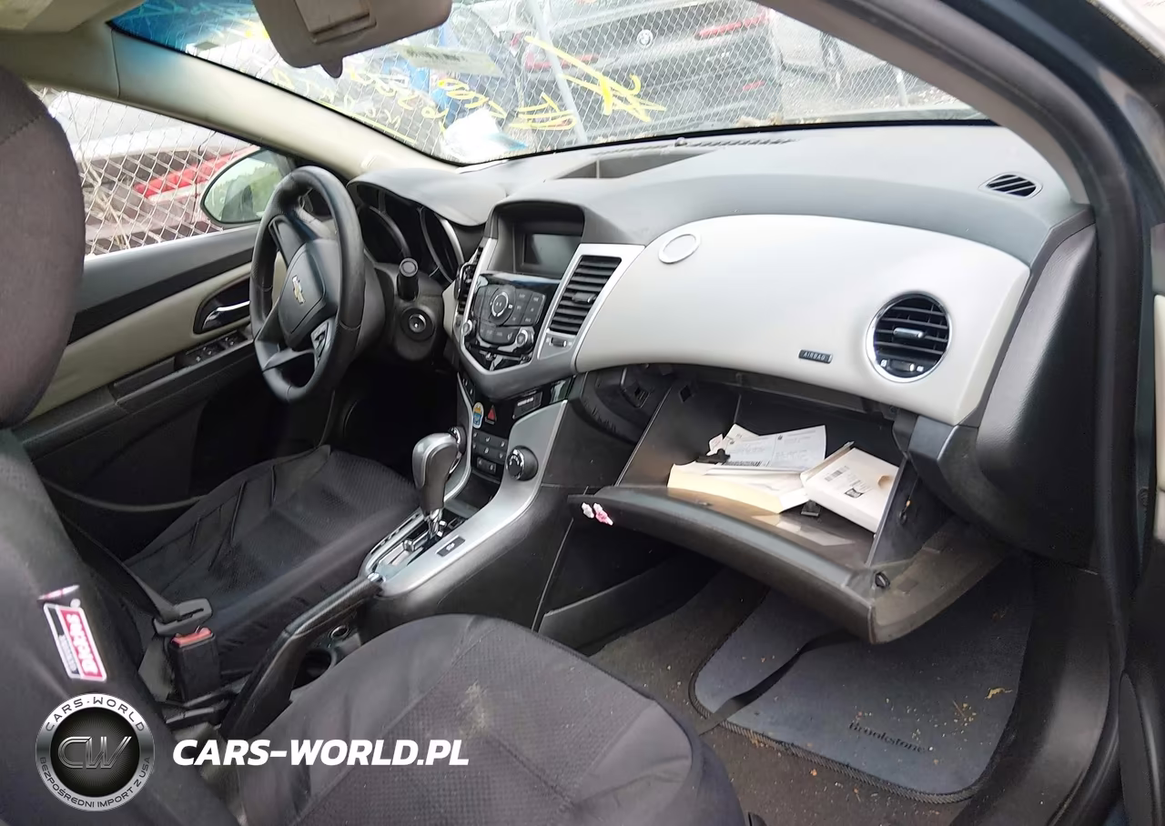 2012 Chevrolet Cruze Ls VIN:1G1PC5SH8C7285296 - 5