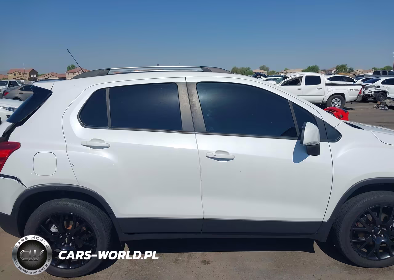 2022 Chevrolet Trax Awd Lt VIN:KL7CJPSM7NB556575 - 13