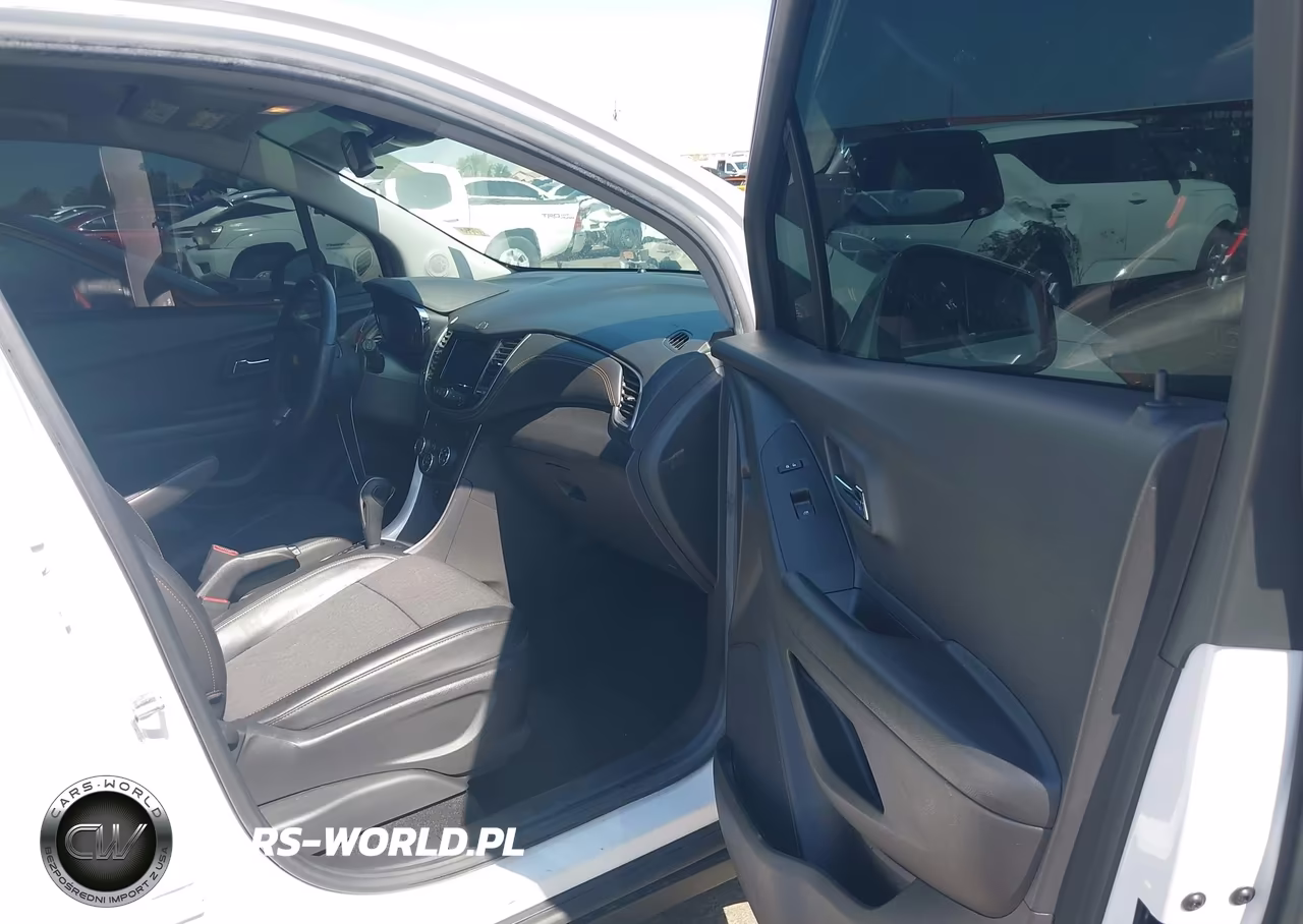 2022 Chevrolet Trax Awd Lt VIN:KL7CJPSM7NB556575 - 5