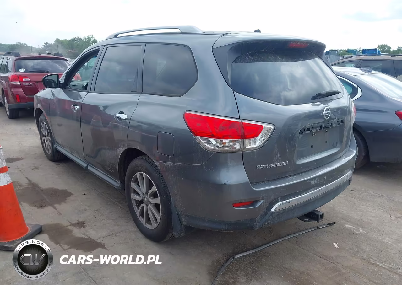 2015 Nissan Pathfinder S VIN:5N1AR2MN4FC708010 - 3