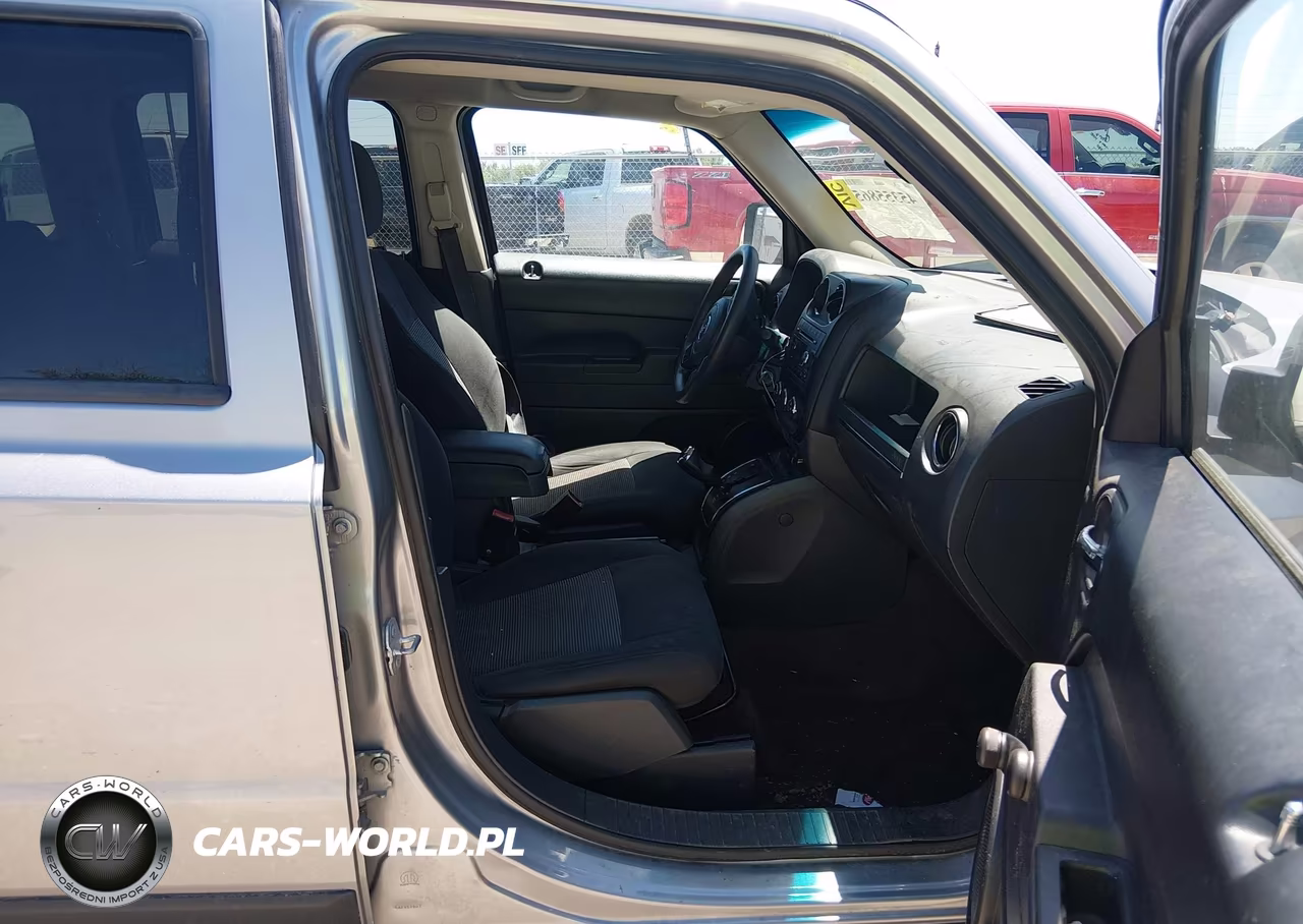 2016 Jeep Patriot Sport VIN:1C4NJPBA0GD732388 - 5