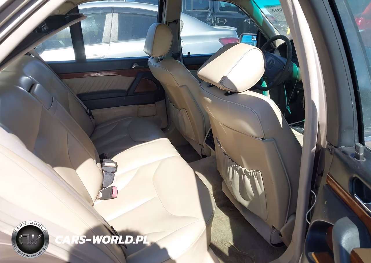 1992 Mercedes-Benz 300 Se VIN:WDBGA32E9NA024366 - 8