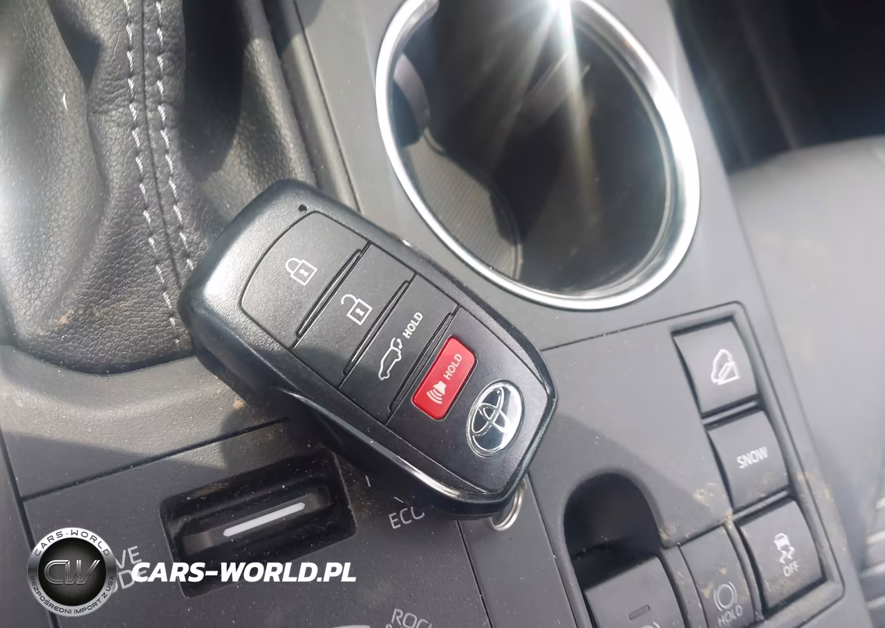 2025 Toyota Highlander Xse VIN:5TDKDRBH0SS588941 - 11